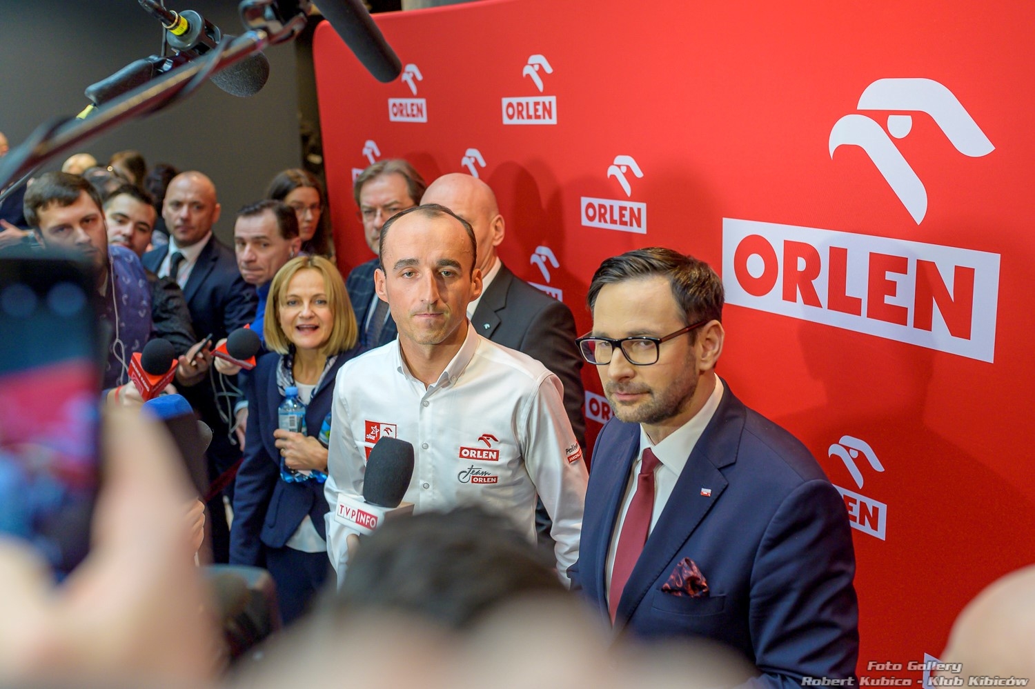 #MuremZaObajtkiem #Orlen #Kubica #RobertKubicaKlubKibicow STOP HEJT ORLEN i Daniel Obajtek
